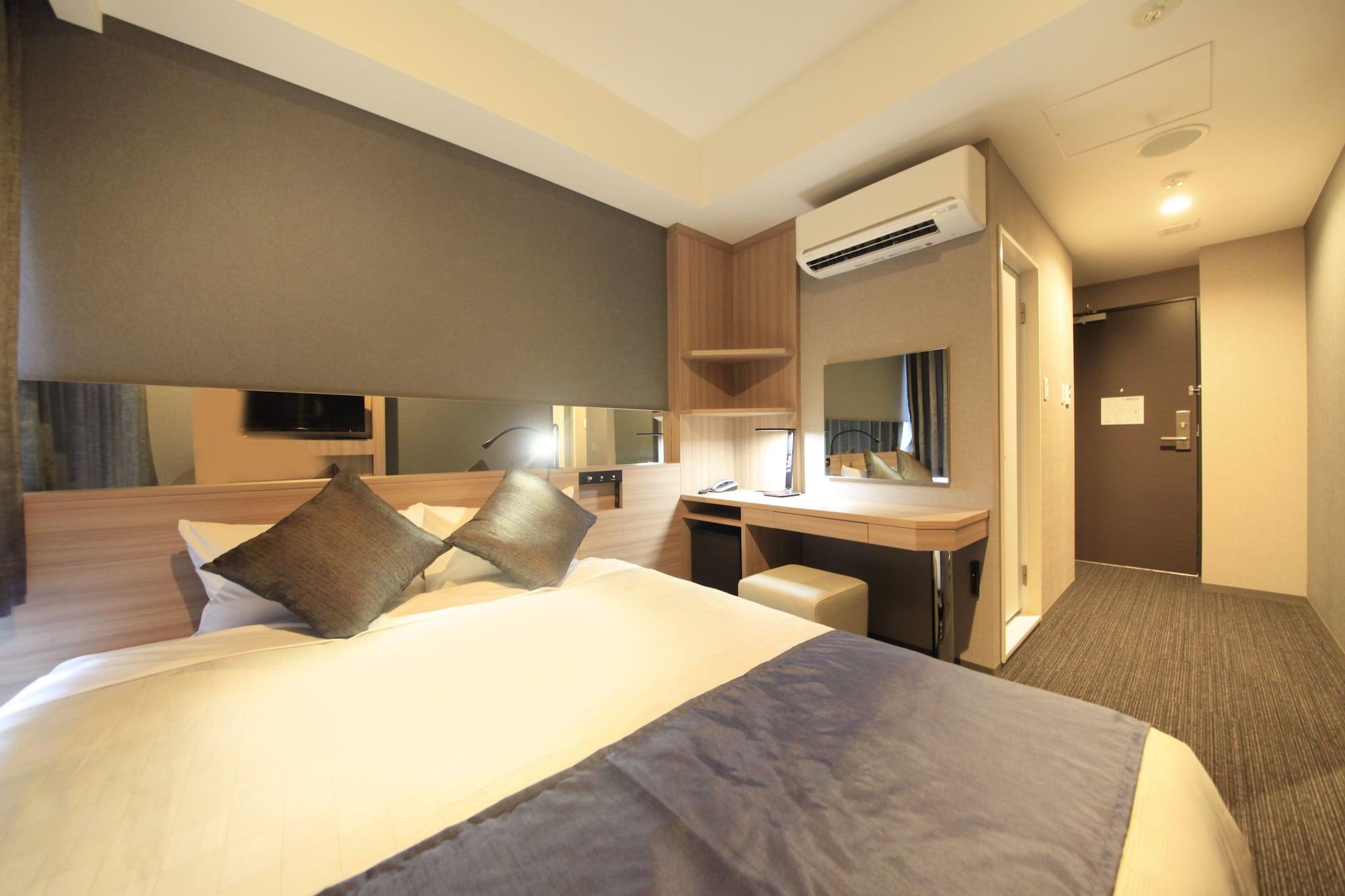 Quintessa Hotel Osaka Shinsaibashi Comic & Books Экстерьер фото